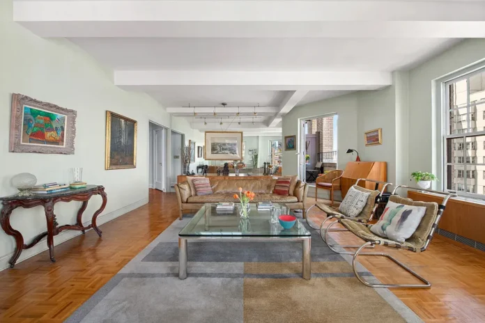 Gracie Abrams Buys Stunning Penthouse