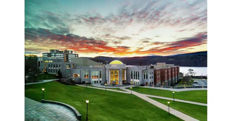 Marist College Becomes Marist University