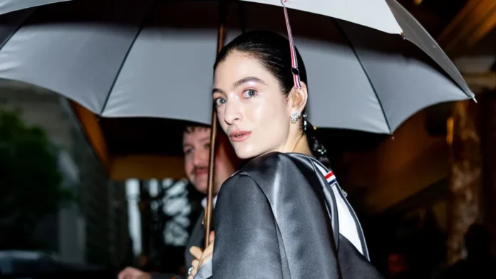 Lorde presale