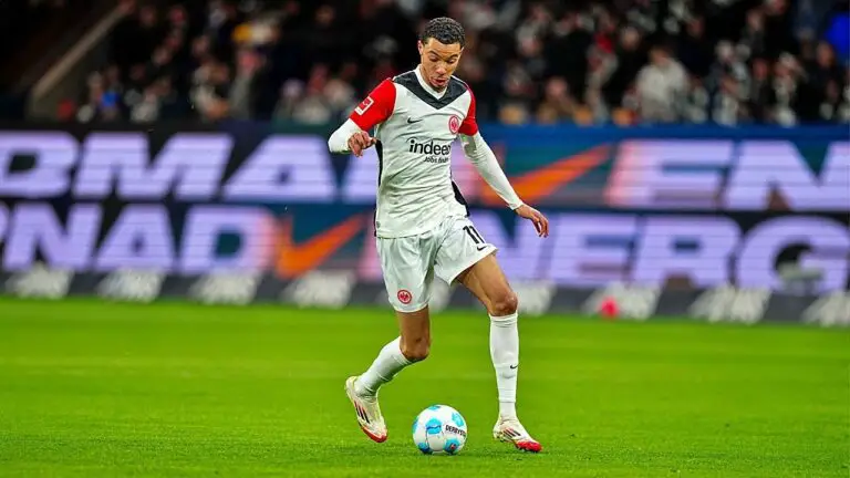 Liverpool Eyes €100 Million Hugo Ekitike Transfer as Arne Slot Steps In