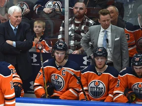 Wayne Gretzky's Gloves from Final Oilers Game Hit Auction Block