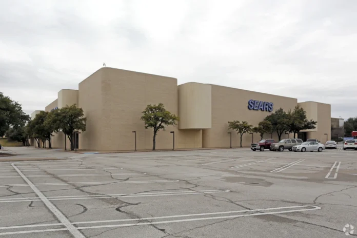 Hulen Mall
