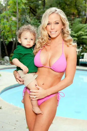 Kendra Wilkinson’s One Regret from Hefner’s Mansion
