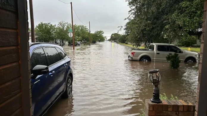 Flash Flood Warning Strikes Central Texas