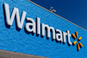 does walmart open on independence day
