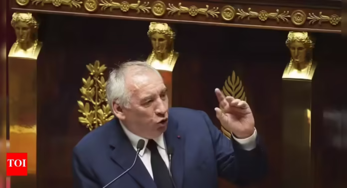 French Government Collapses , French Government Collapses