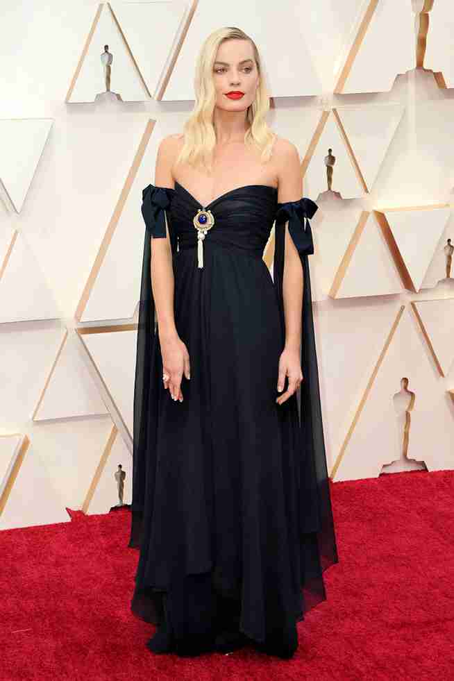 Margot Robbie Height