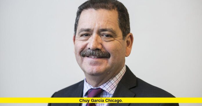 Chuy García Chicago. Chuy García Chicago