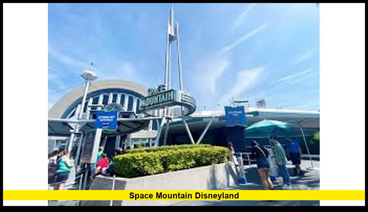 Space Mountain Disneyland: Latest Updates, History, Ride Experience ...