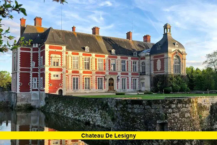 Chateau de Lesigny
